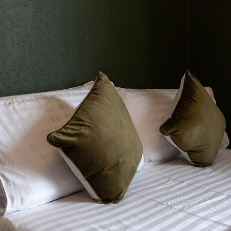 Digbeth City Centre Apartment Sleeps 12 Opposite Coach Station Birmingham Exteriör bild