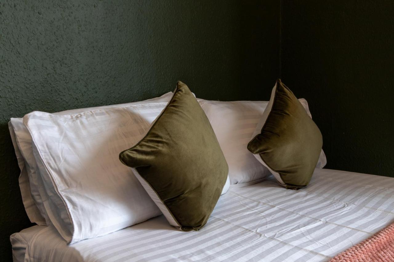 Digbeth City Centre Apartment Sleeps 12 Opposite Coach Station Birmingham Exteriör bild