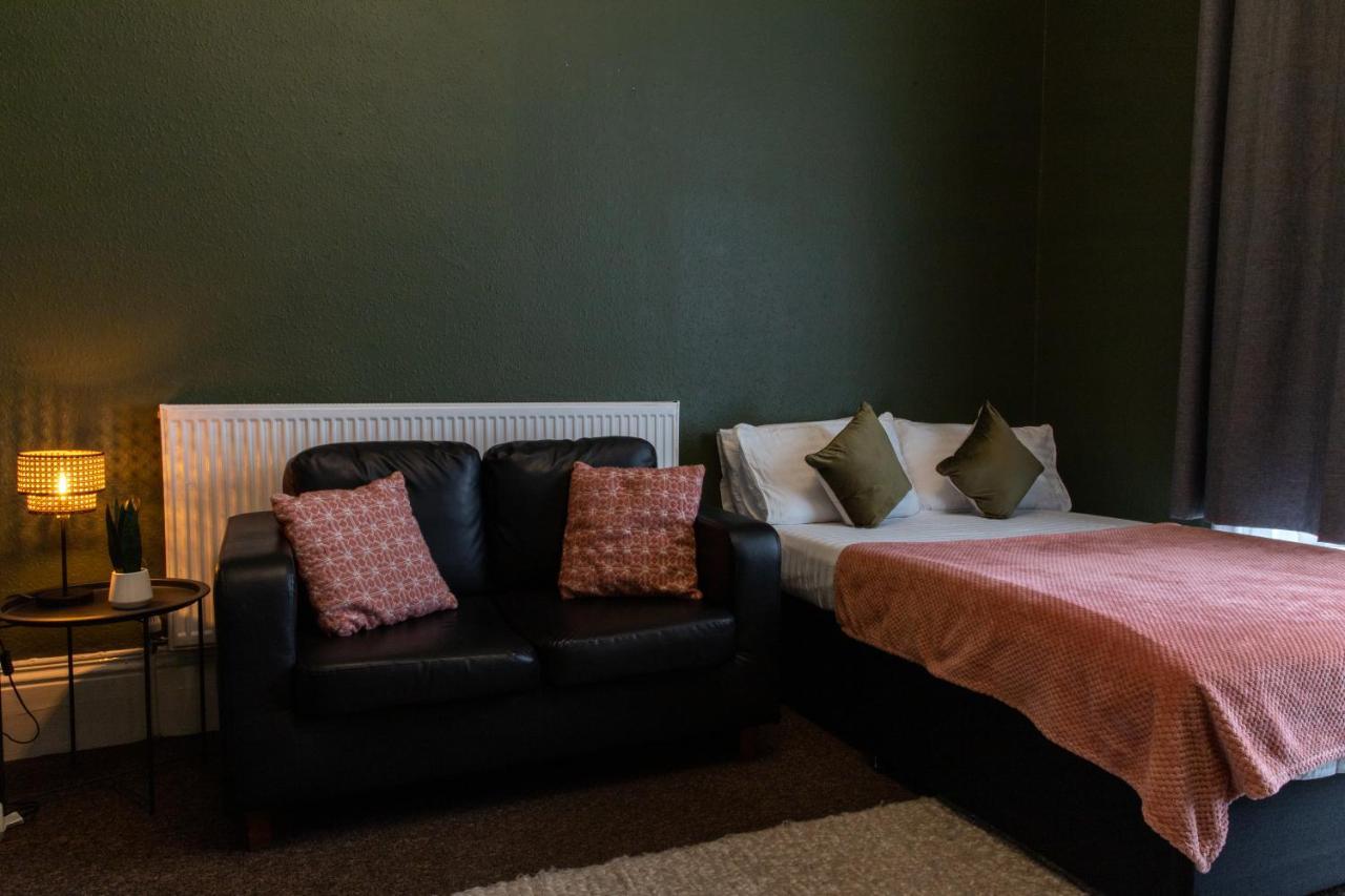 Digbeth City Centre Apartment Sleeps 12 Opposite Coach Station Birmingham Exteriör bild