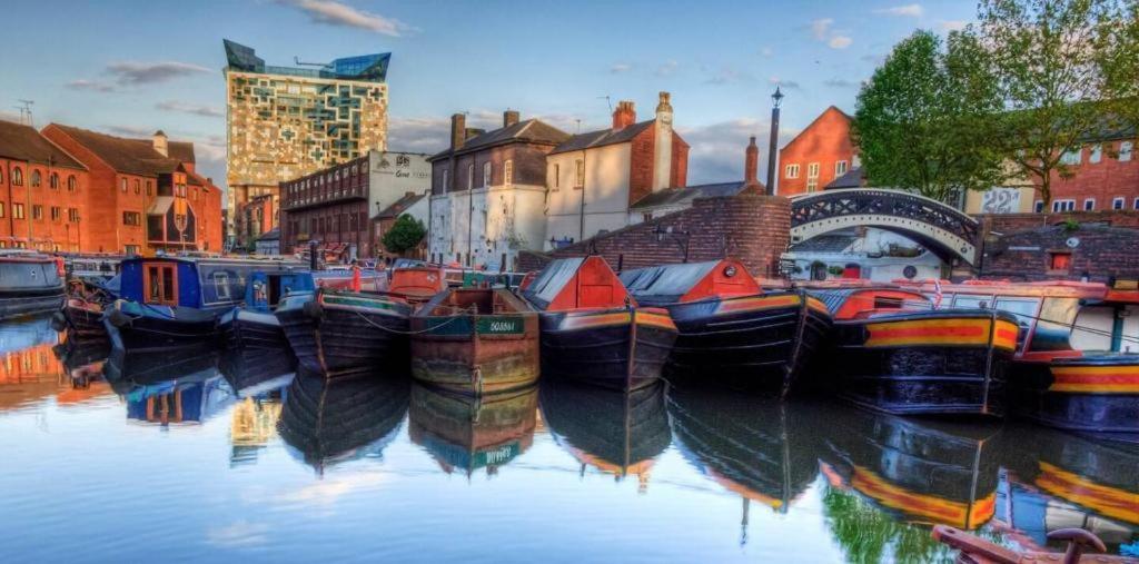 Digbeth City Centre Apartment Sleeps 12 Opposite Coach Station Birmingham Exteriör bild