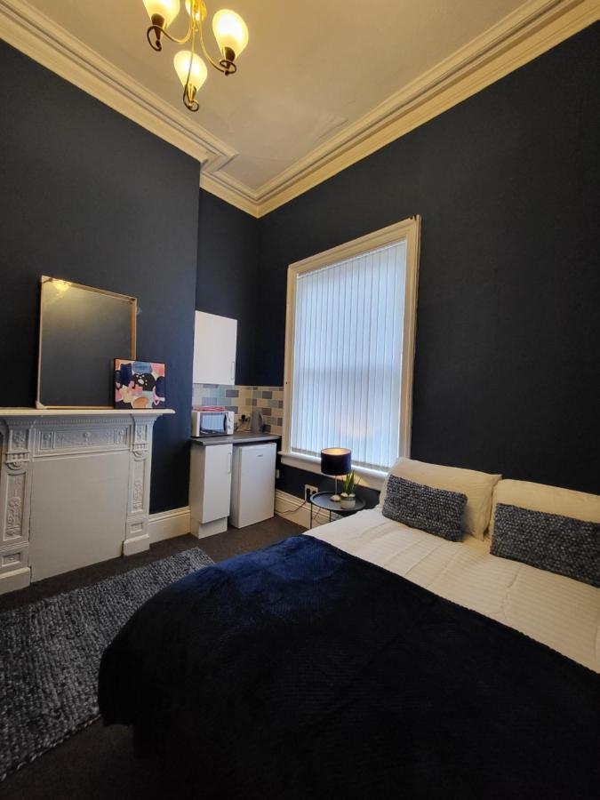 Digbeth City Centre Apartment Sleeps 12 Opposite Coach Station Birmingham Exteriör bild