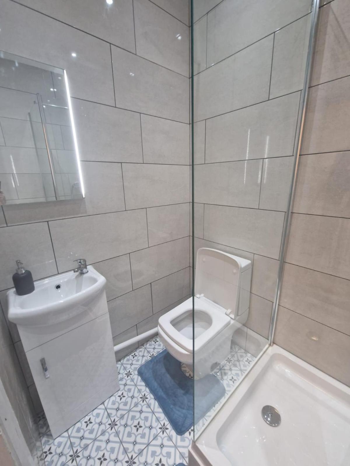 Digbeth City Centre Apartment Sleeps 12 Opposite Coach Station Birmingham Exteriör bild